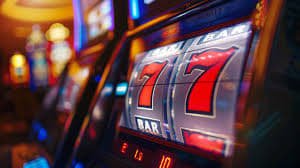 RT66 ဒေါင်းလုဒ် Myanmar — Esports နှင့် Slots APP interface မြင်ကွင်း